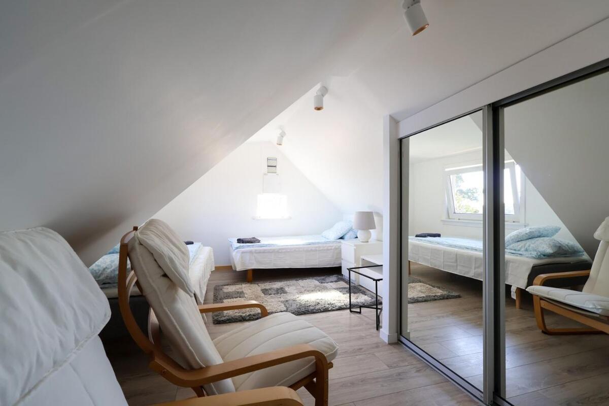 8 Beds - Workers Dream - Free Parking - Wifi Villa Göteborg